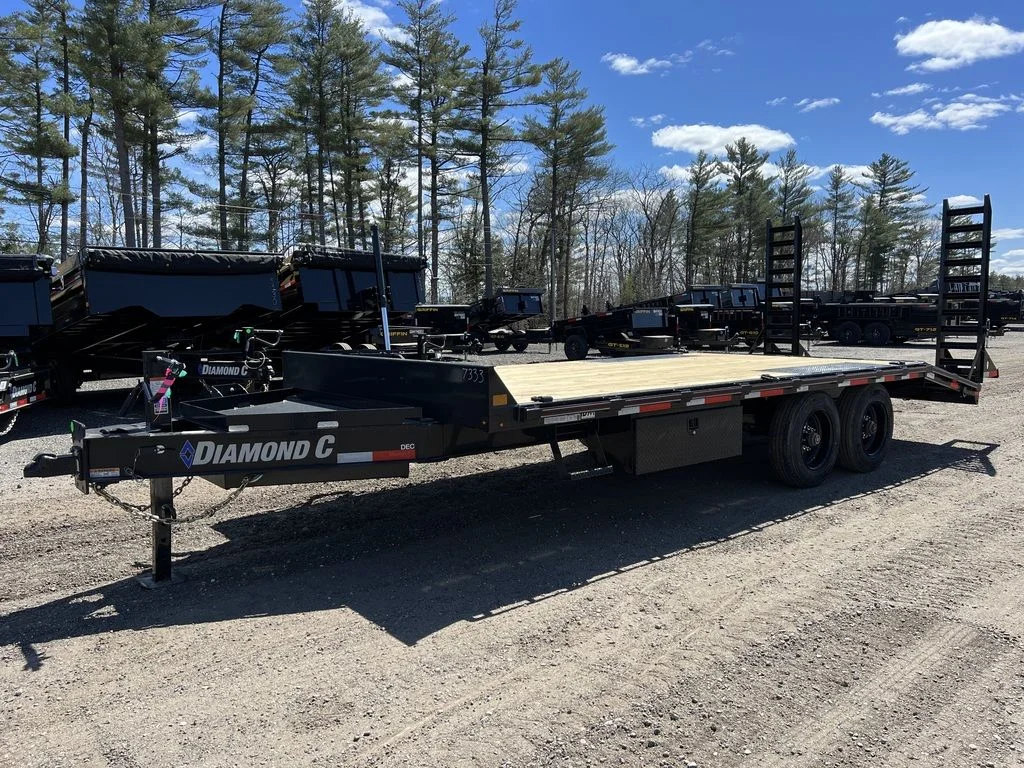 2024 Diamond C 8.5×20 20K Deckover Equipment Trailer w/ 72” Flip-Knee Ramps - Image 4