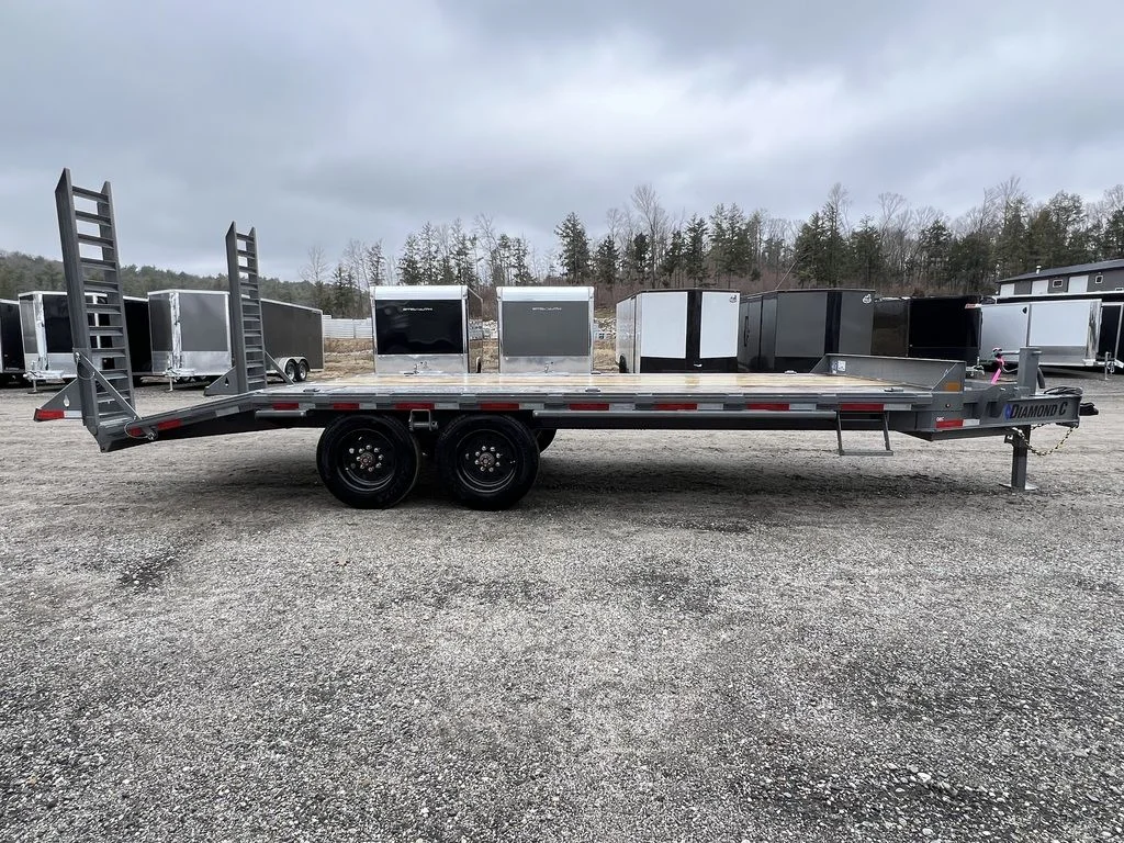 2024 Diamond C 8.5×20 20K Deckover Equipment Trailer w/ 72” Flip-Knee Ramps - Image 9