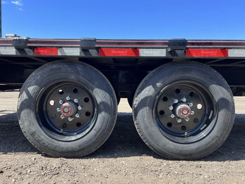 2024 Diamond C 8.5×20 20K Deckover Equipment Trailer w/ 72” Flip-Knee Ramps - Image 5