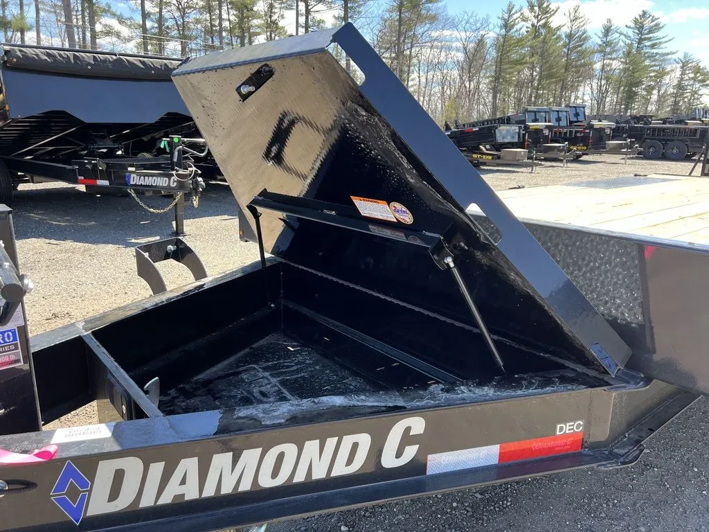 2024 Diamond C 8.5×20 20K Deckover Equipment Trailer w/ 72” Flip-Knee Ramps - Image 7